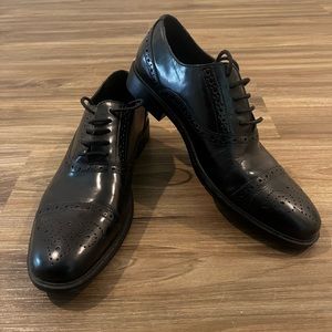 Kenneth Cole Reaction dress shoes